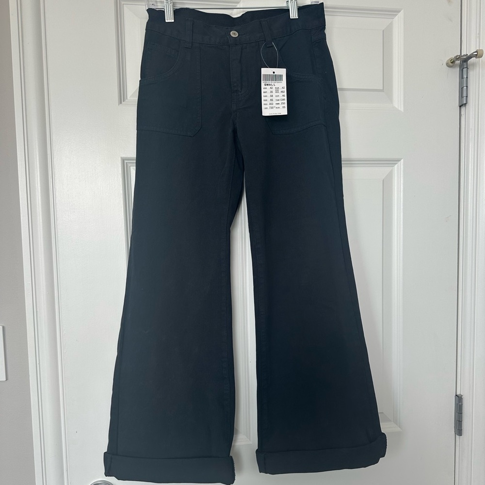 Classic Brandy Melville J.Galt navy pants size Small.  NWT!